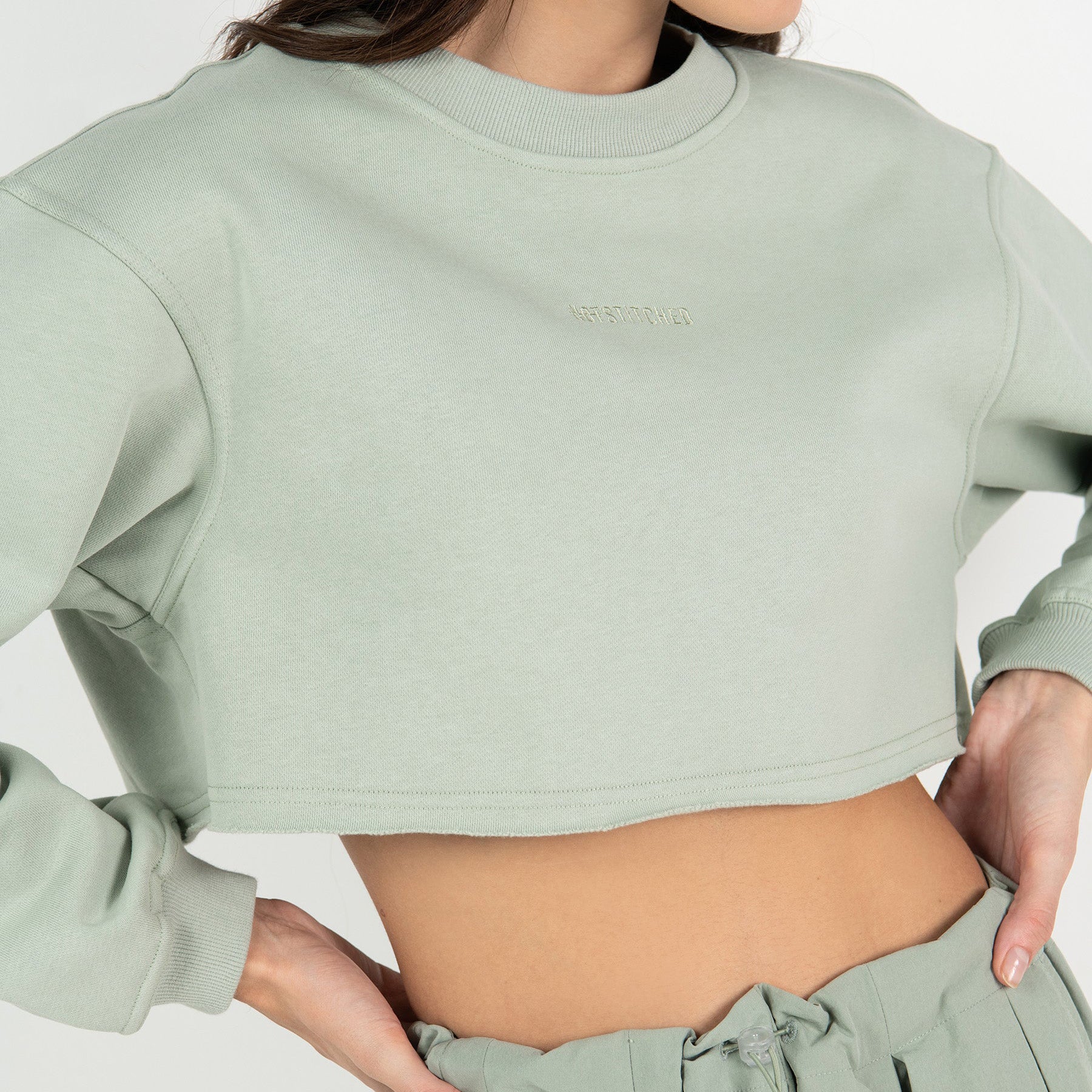 Cropped Sweatshirt